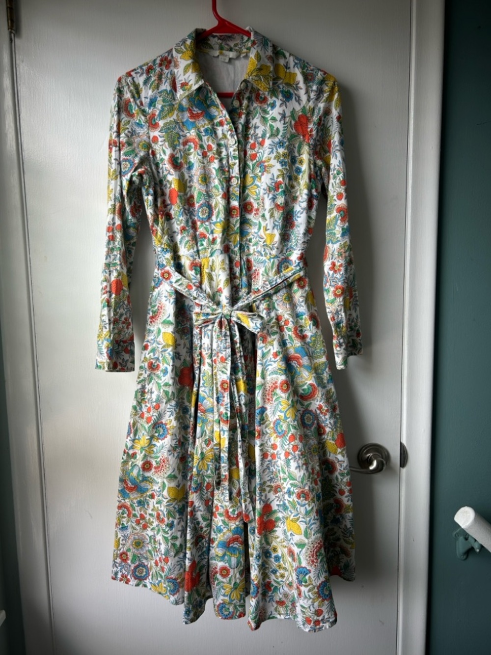 Boden White Lemon and Leaf Print Shirtdress with tie waist